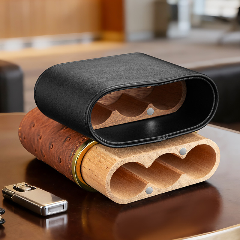 Leather Cigar Case﻿ Cedar Wood - Packaging recension och pris